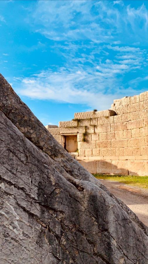 Guesthouse Lykourgos Mavrommátion エクステリア 写真