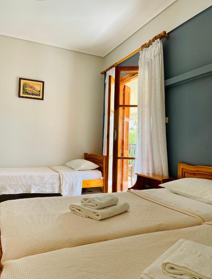 Guesthouse Lykourgos Mavrommátion エクステリア 写真