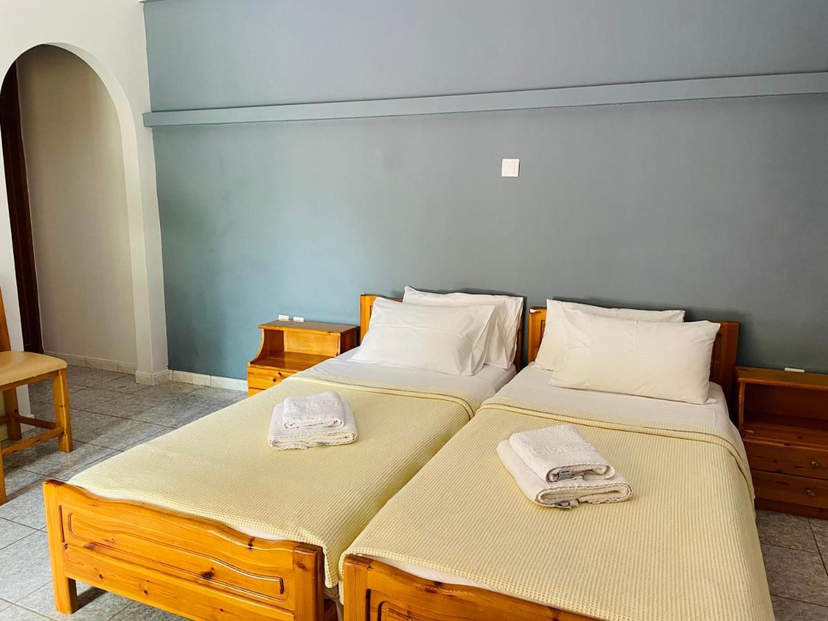 Guesthouse Lykourgos Mavrommátion エクステリア 写真