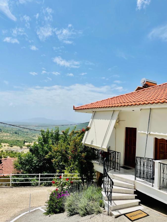 Guesthouse Lykourgos Mavrommátion エクステリア 写真